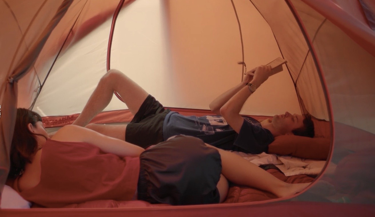 朋友和陌生人剧照的剧照