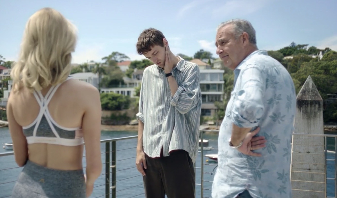 朋友和陌生人剧照的剧照