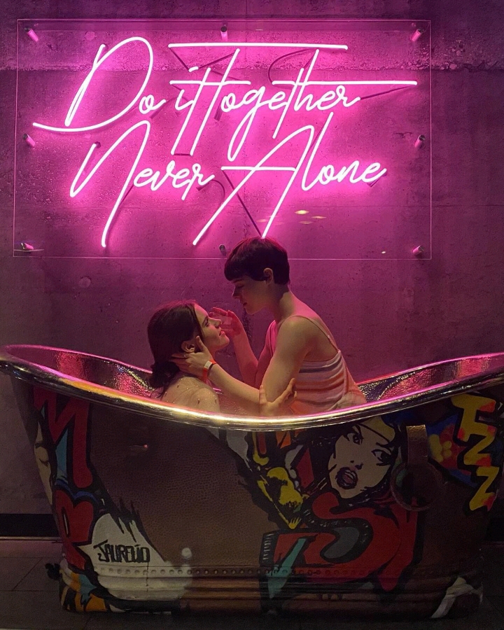 唯爱永存剧照的剧照