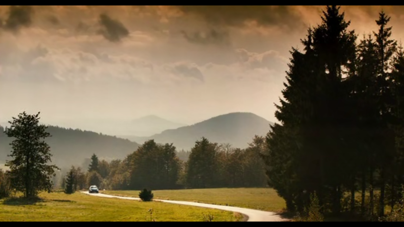 受到诱惑的女人剧照的剧照