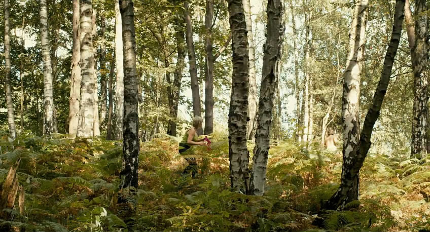 受到诱惑的女人剧照的剧照