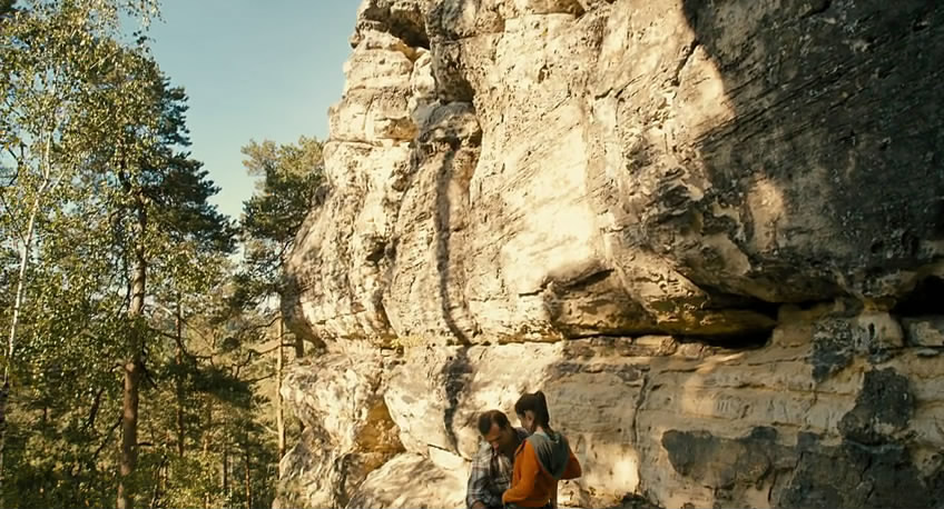 受到诱惑的女人剧照的剧照