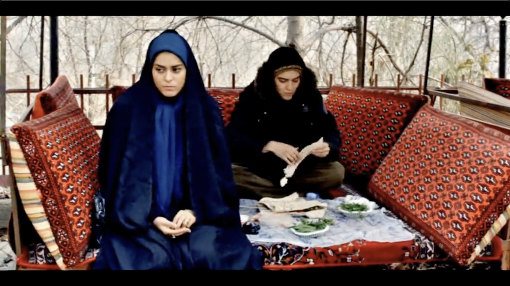 镜中自己剧照的剧照