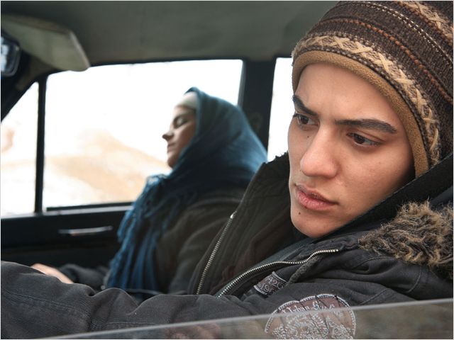 镜中自己剧照的剧照