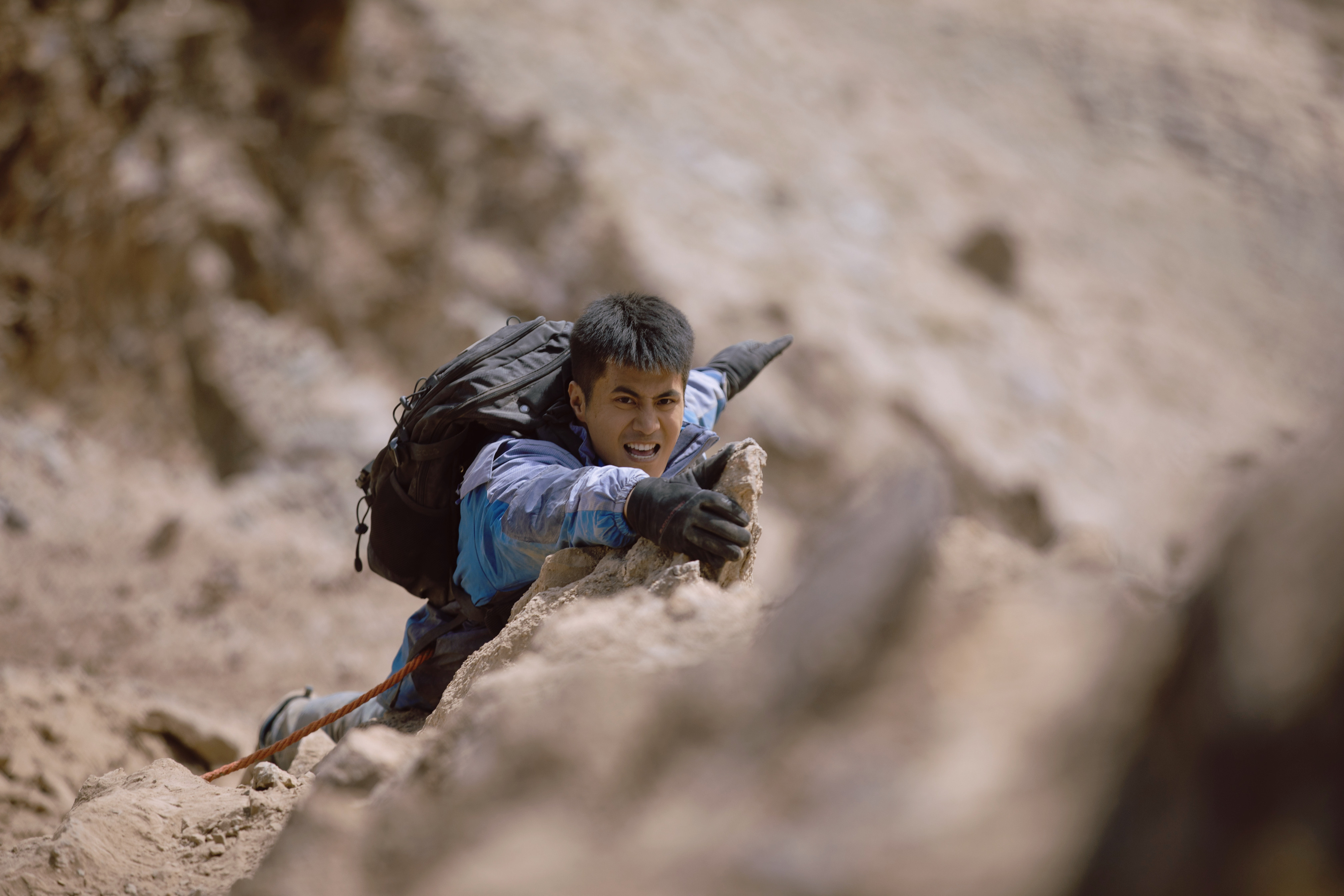 阳光照耀塔什库尔干剧照的剧照