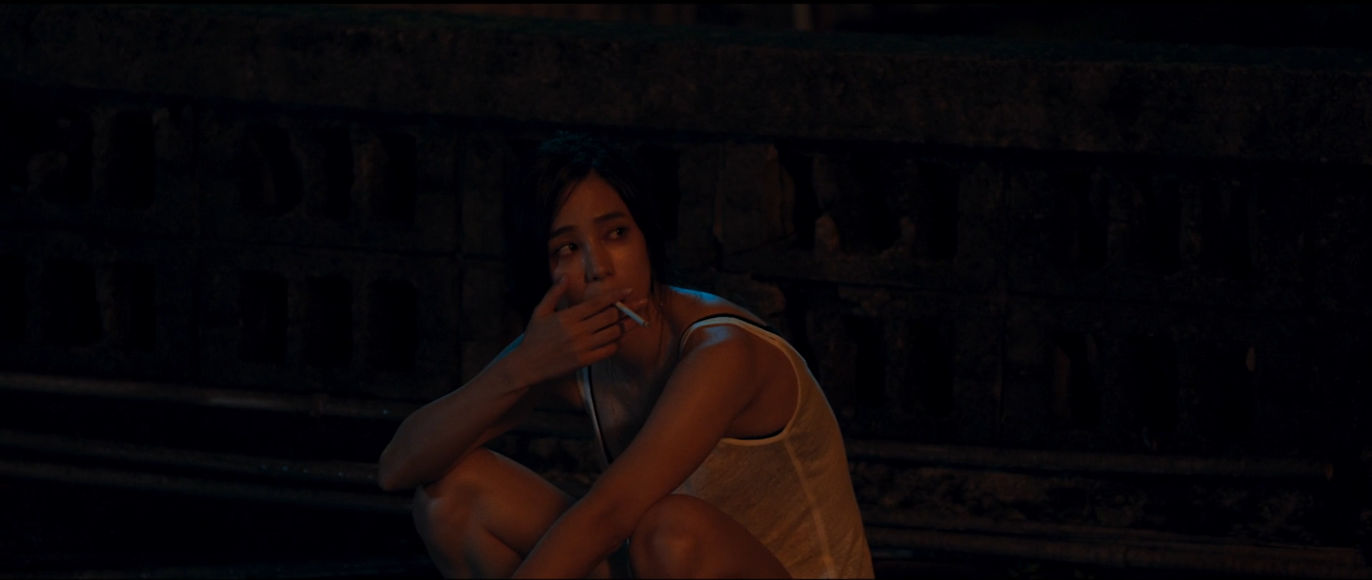 不想一个人剧照的剧照