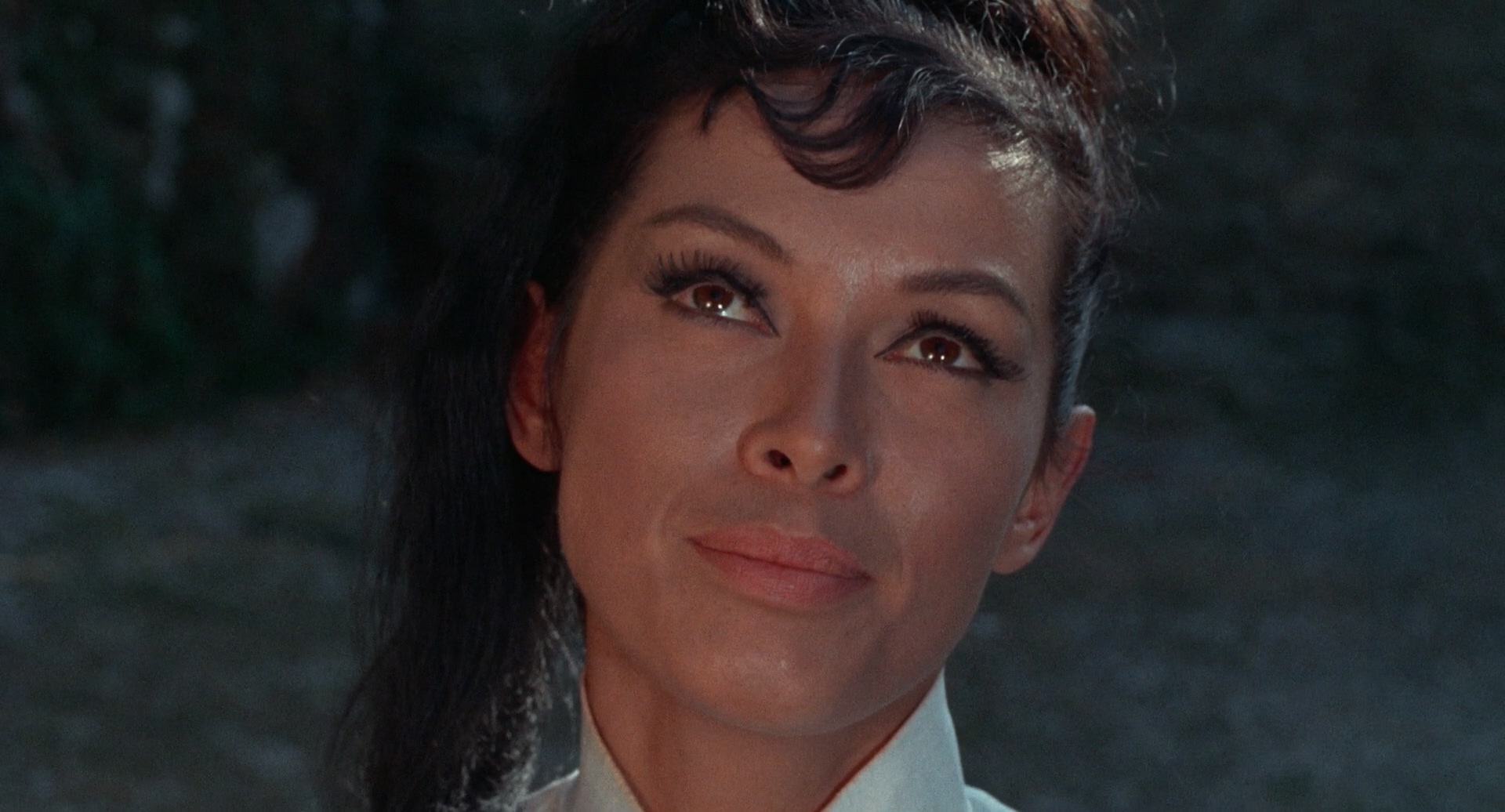 惨杀古城剧照的剧照