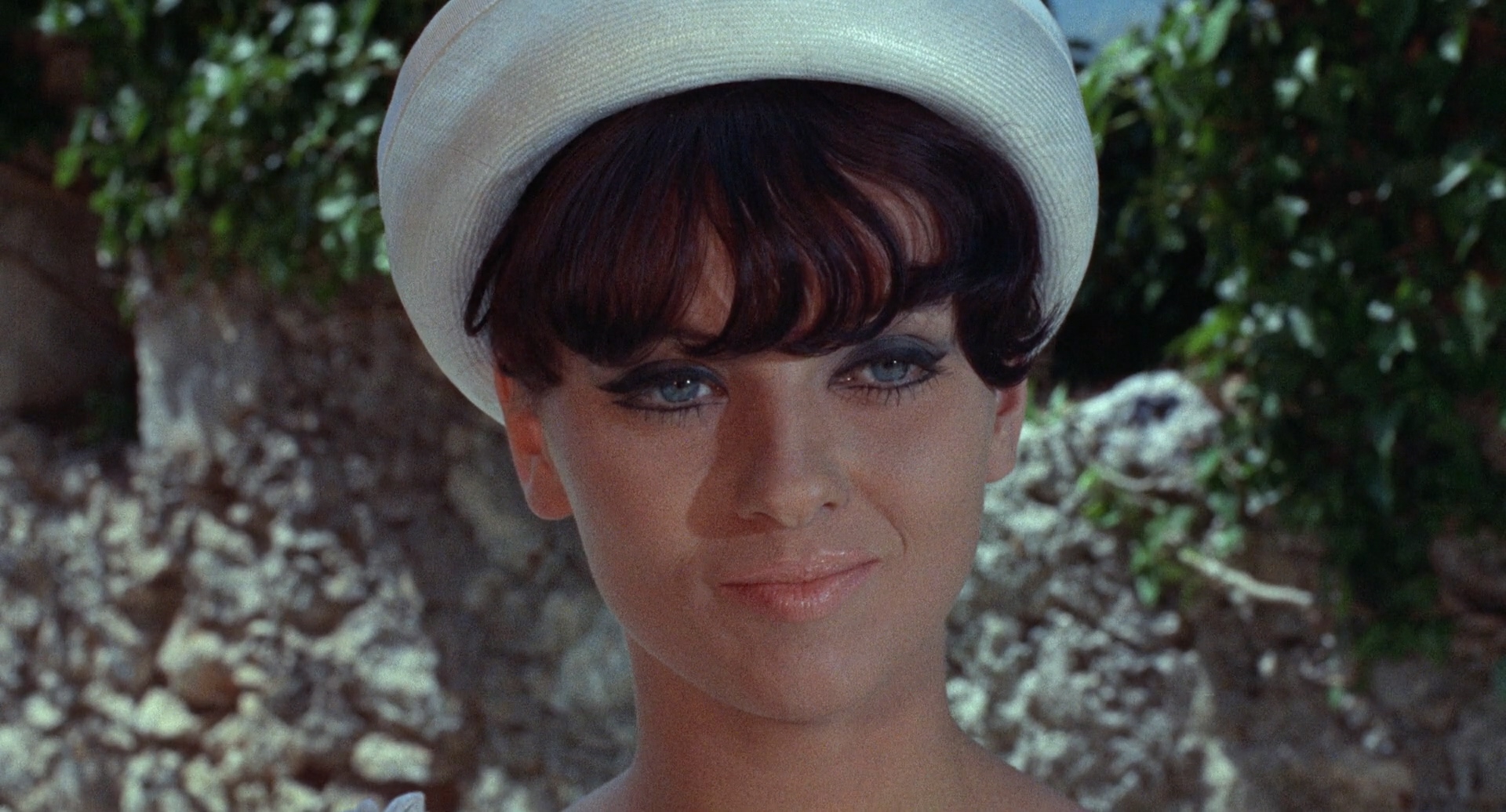 惨杀古城剧照的剧照