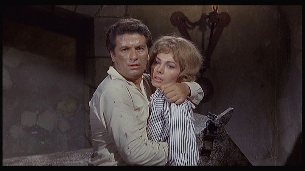 惨杀古城剧照的剧照