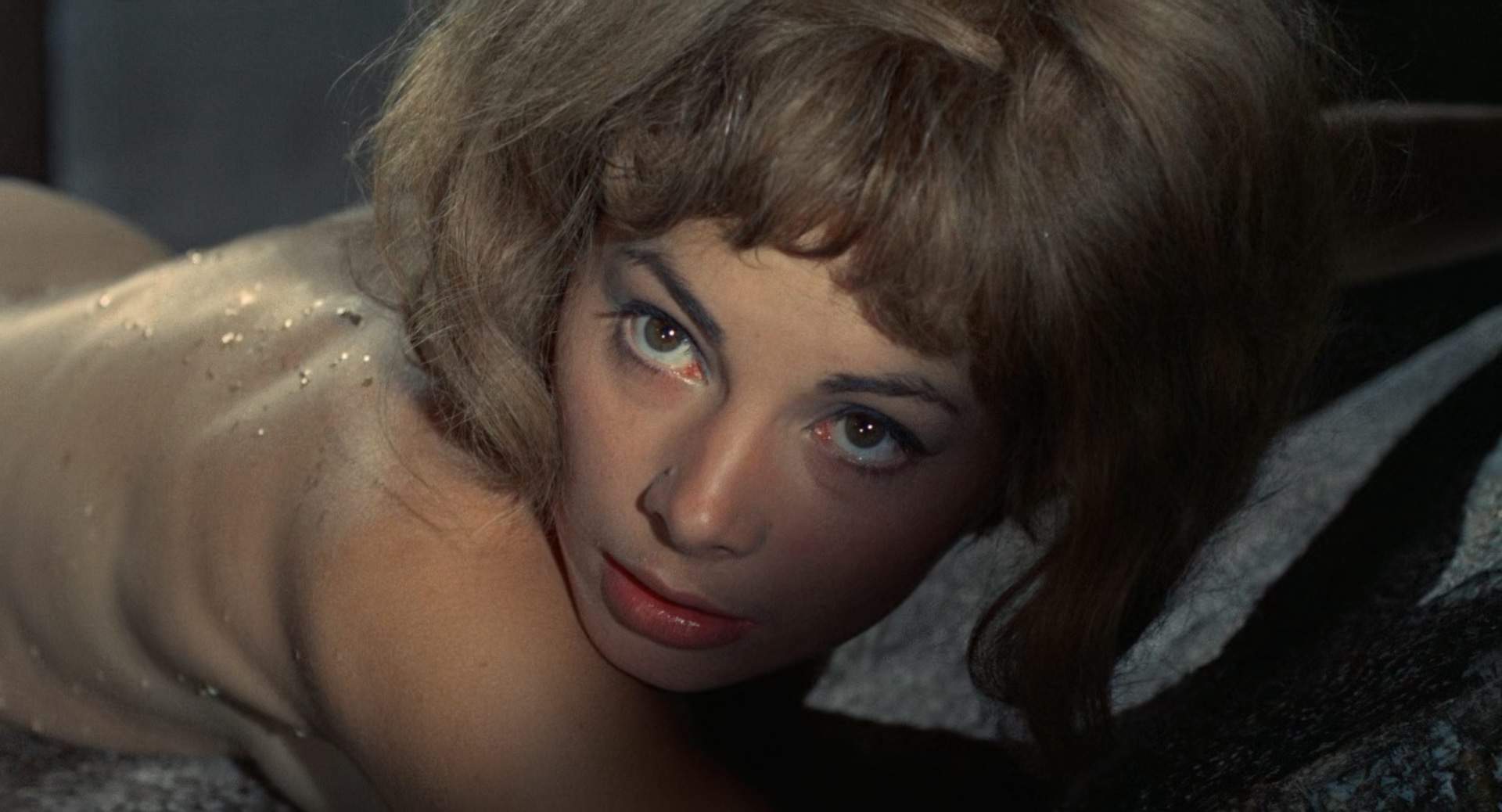 惨杀古城剧照的剧照