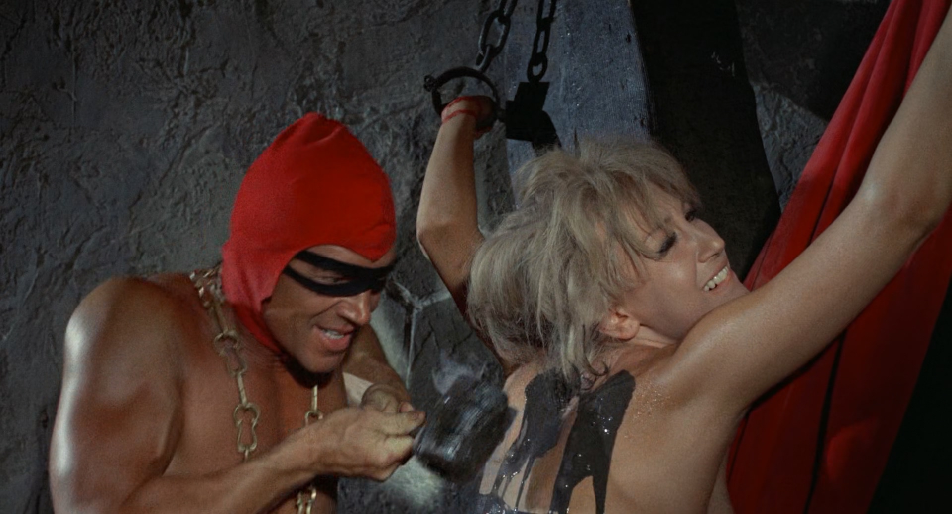 惨杀古城剧照的剧照