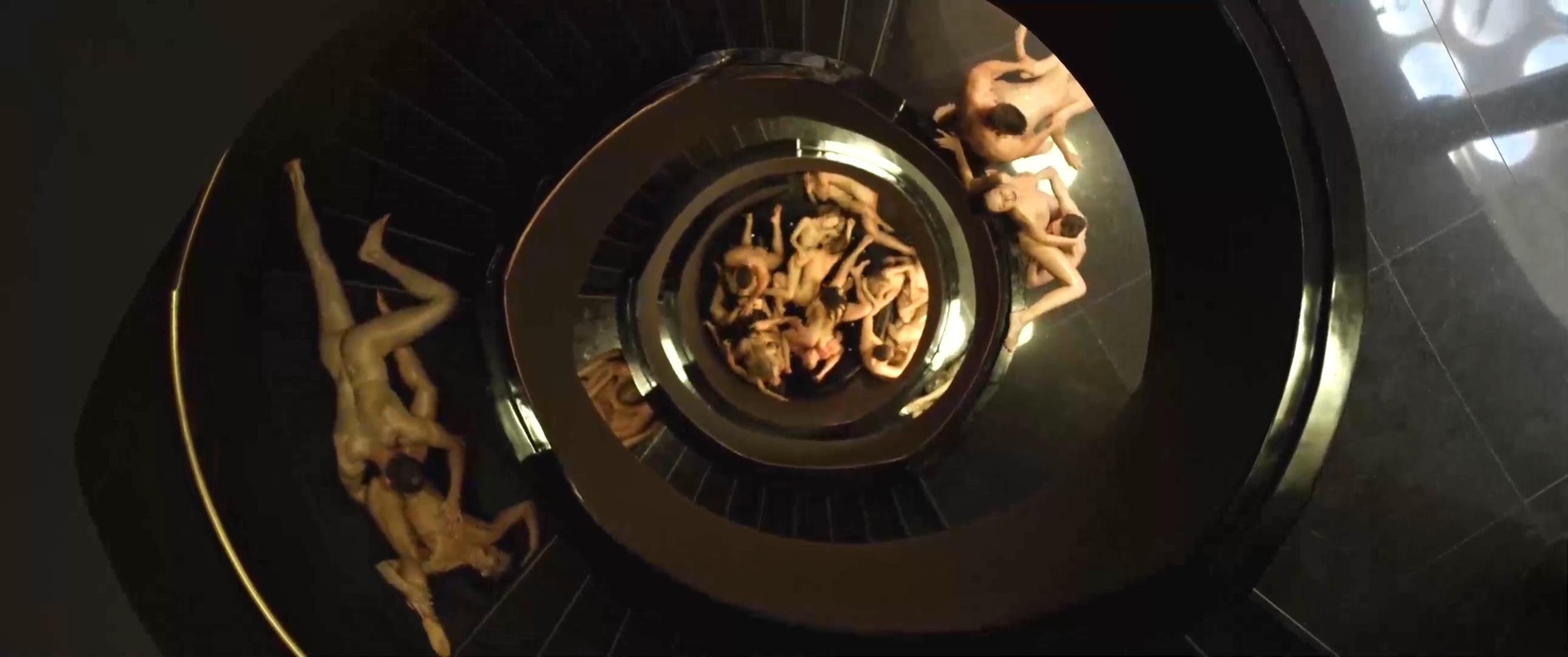 迪拜的女孩剧照的剧照