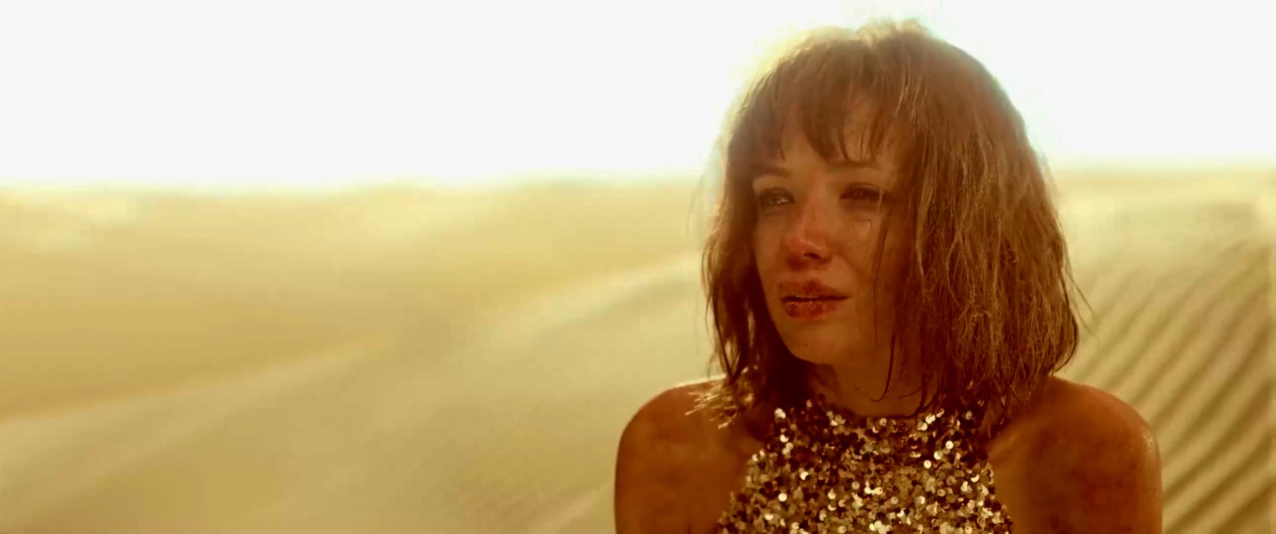 迪拜的女孩剧照的剧照