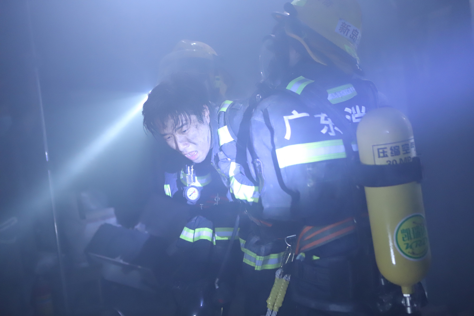 永不妥协剧照的剧照