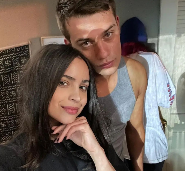 紫心之恋剧照的剧照