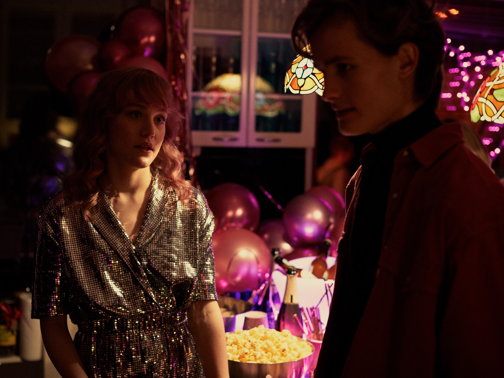 女孩画像剧照的剧照