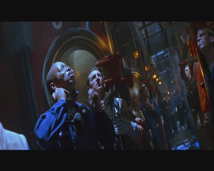 红潮风暴剧照的剧照