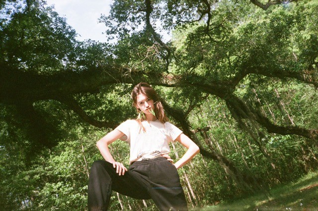 沼泽深处的女孩剧照的剧照