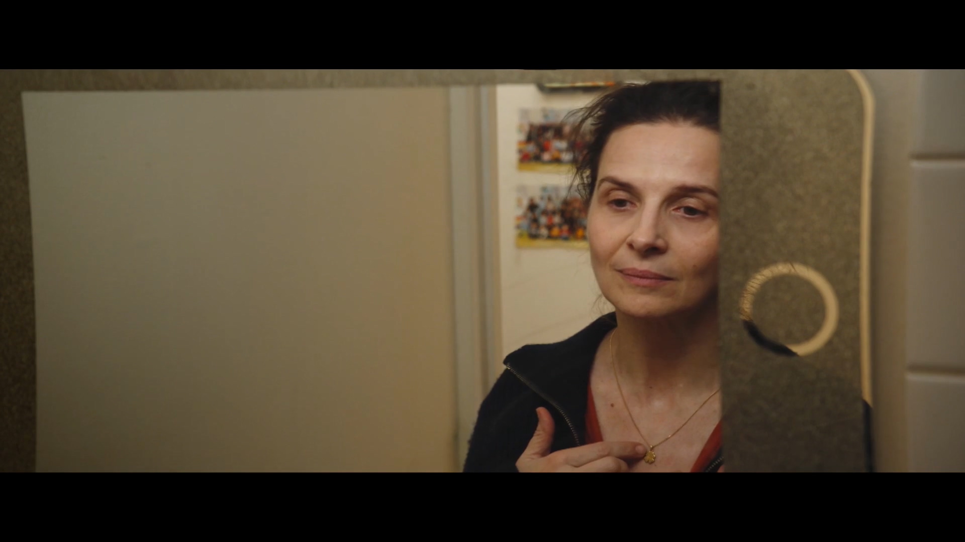 乌斯特雷姆剧照的剧照