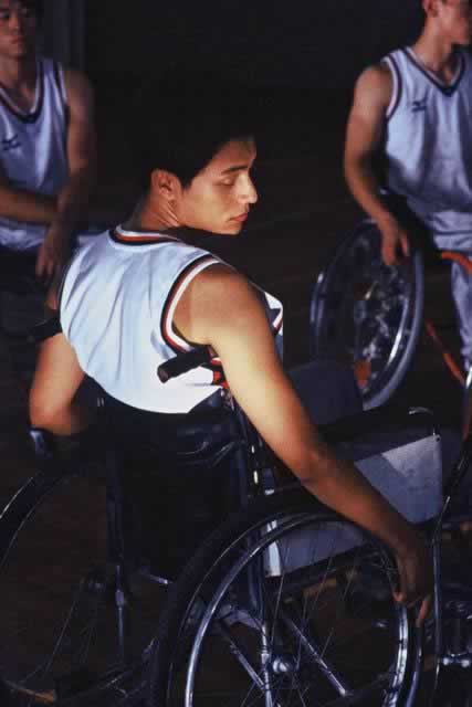 恋爱中的宝贝剧照的剧照