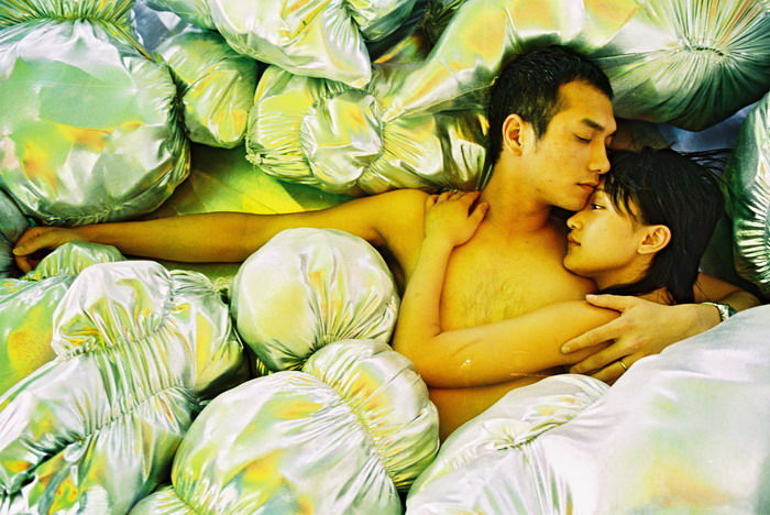 恋爱中的宝贝剧照的剧照