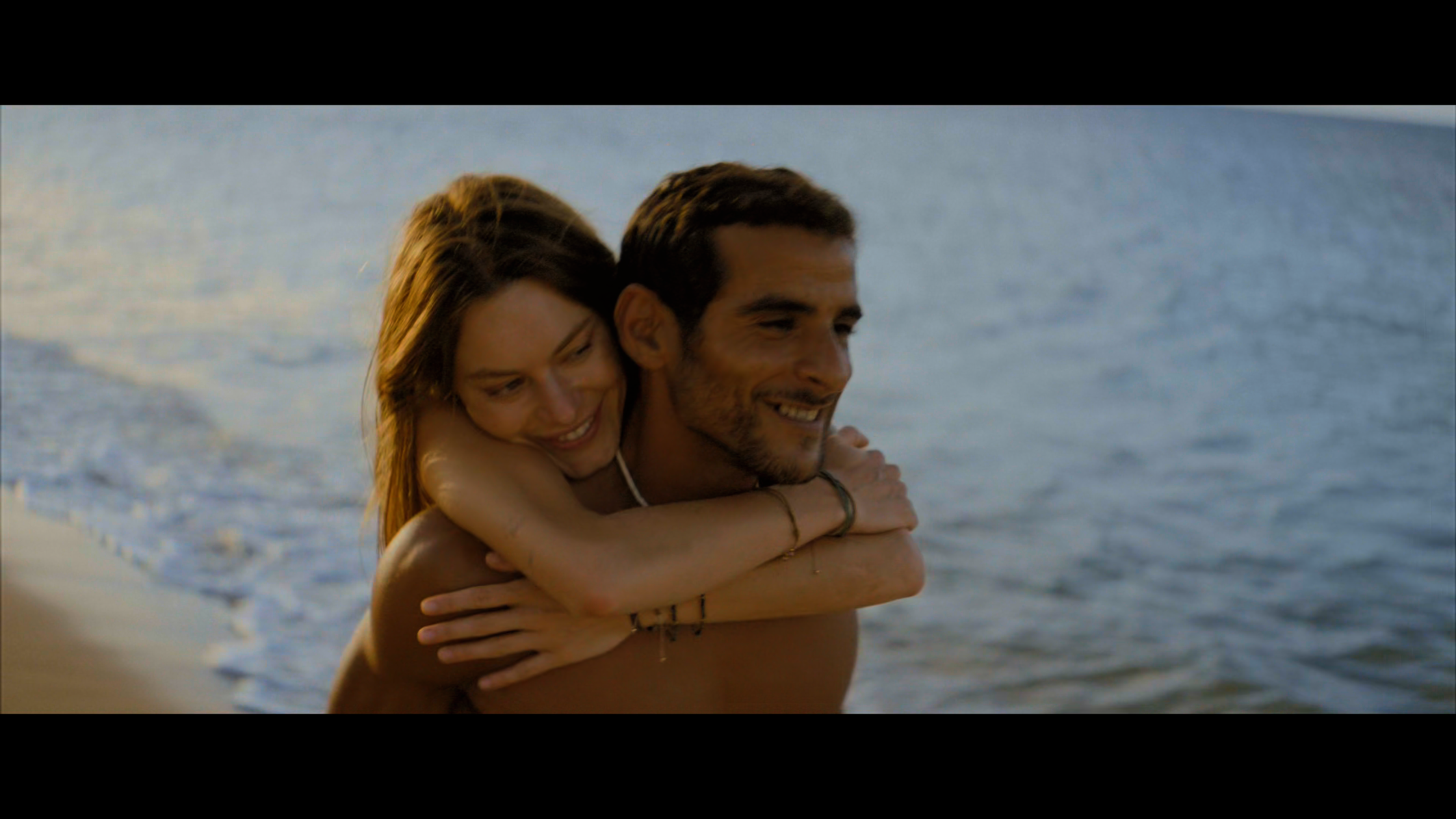 窒恋剧照的剧照