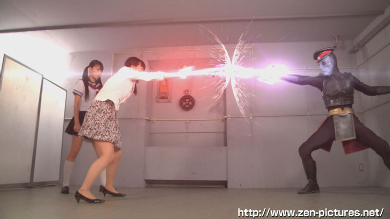 粉红色蝴蝶女战士S剧照的剧照