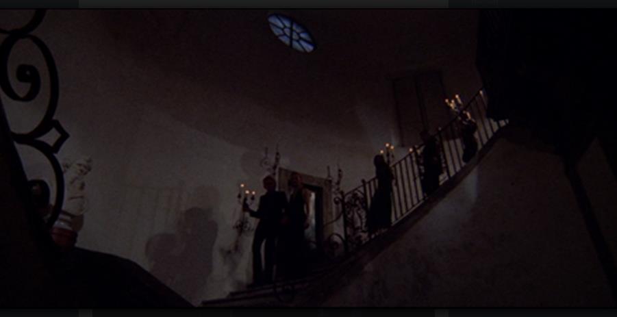 玛丽的白色连衣裙剧照的剧照