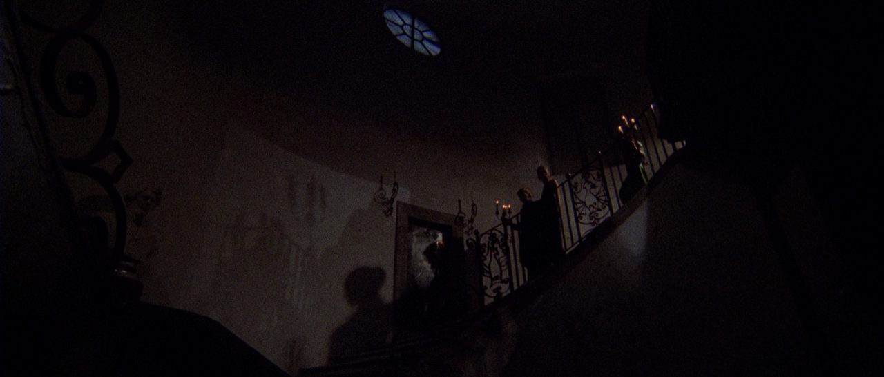 玛丽的白色连衣裙剧照的剧照