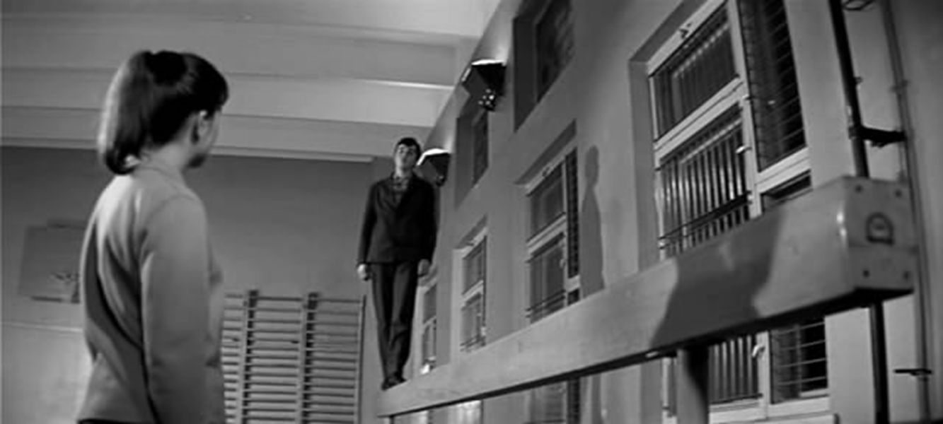 我们一同活到星期一剧照的剧照