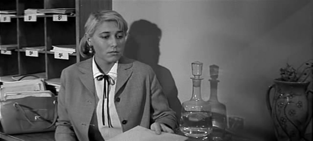 我们一同活到星期一剧照的剧照