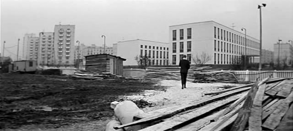 我们一同活到星期一剧照的剧照