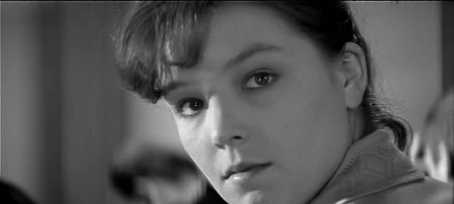 我们一同活到星期一剧照的剧照