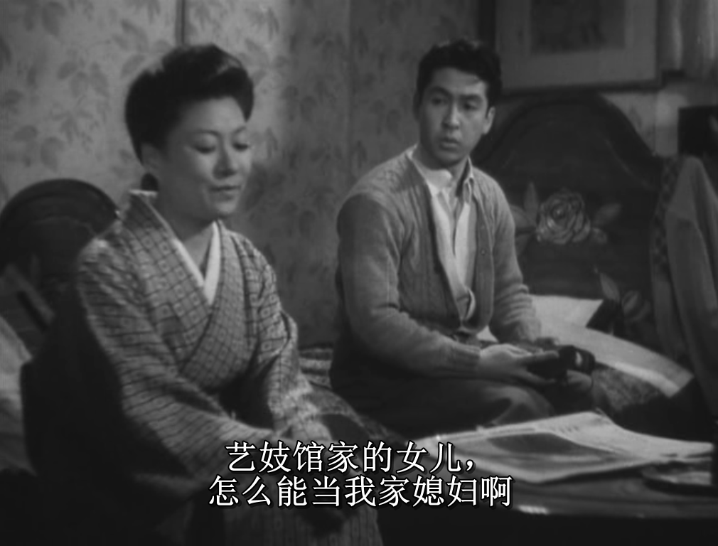 虚饰的盛装剧照的剧照