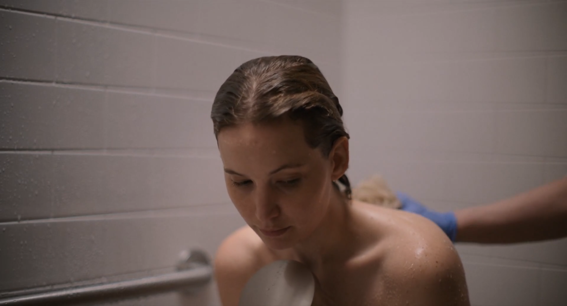 桥之彼端剧照的剧照