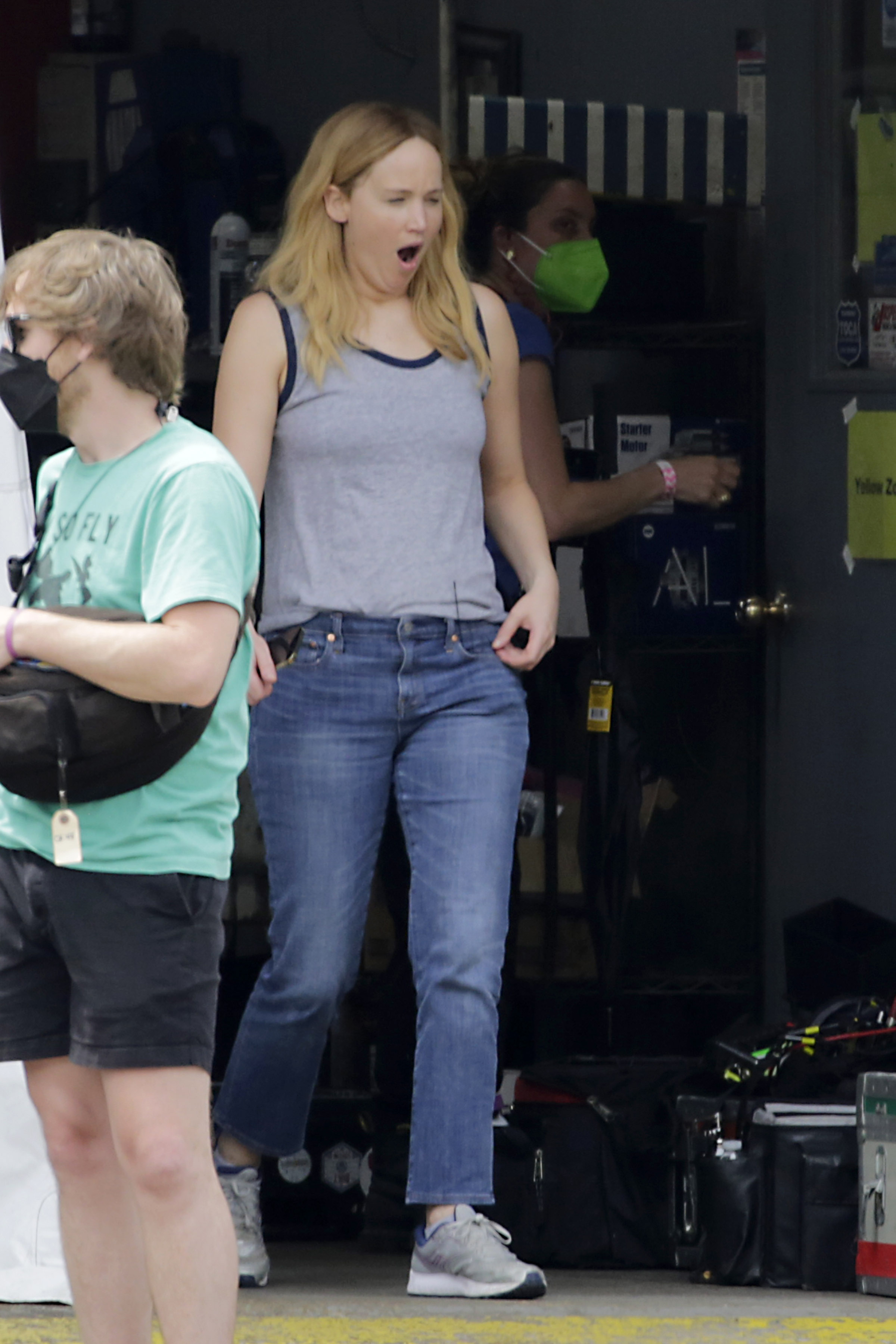 桥之彼端剧照的剧照