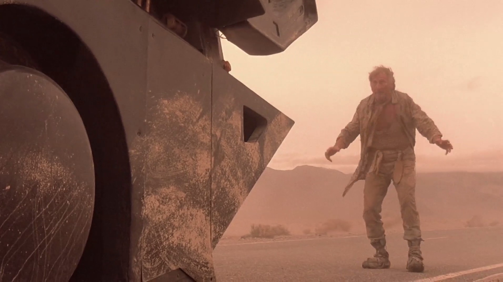 从太阳出击剧照的剧照