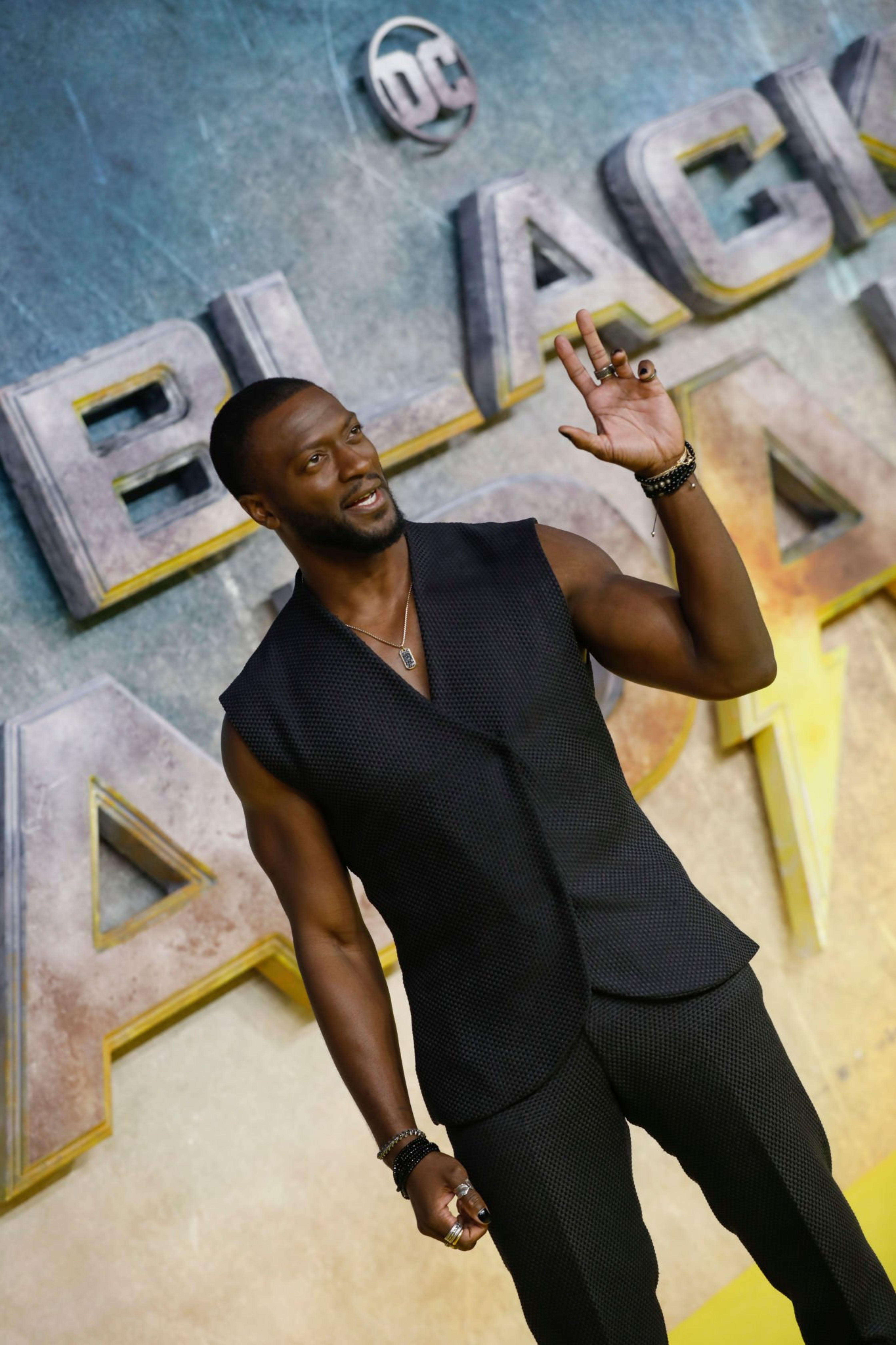 黑亚当剧照的剧照