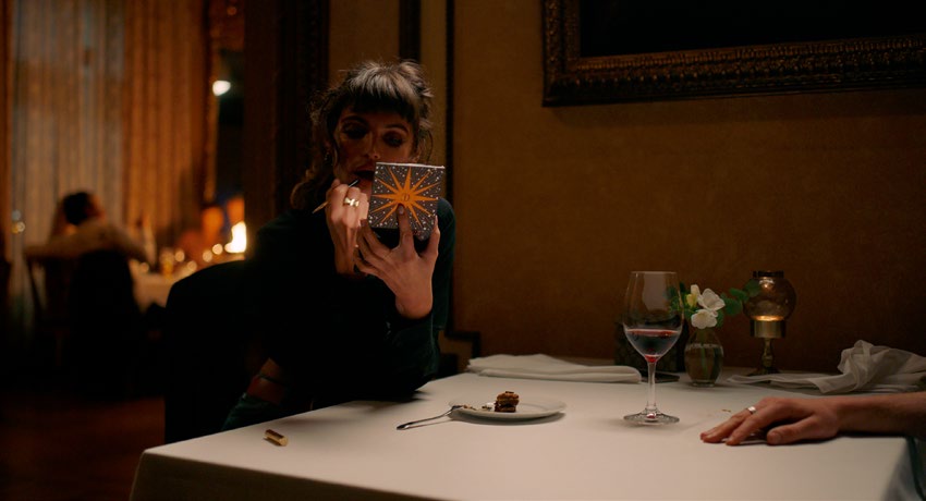 悲情三角剧照的剧照