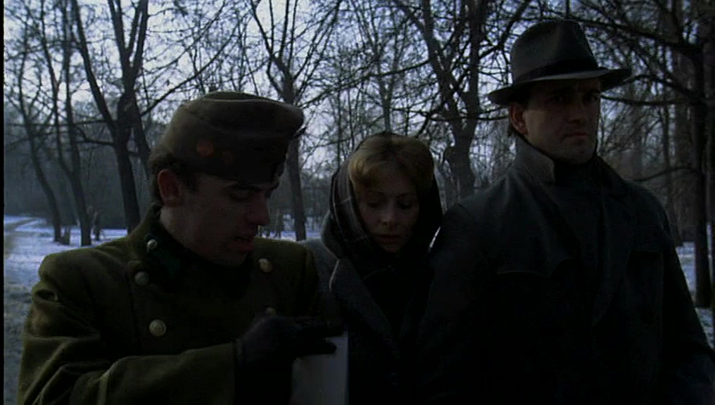 信任剧照的剧照