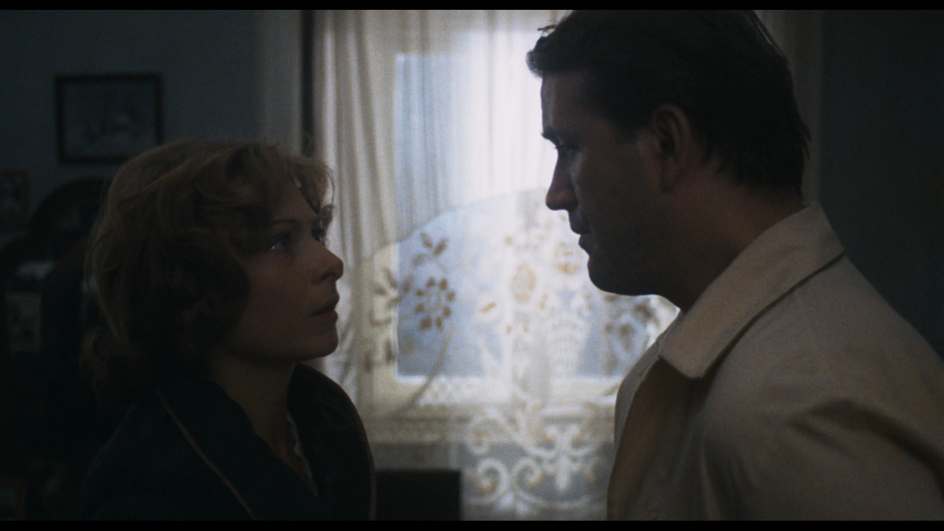 信任剧照的剧照