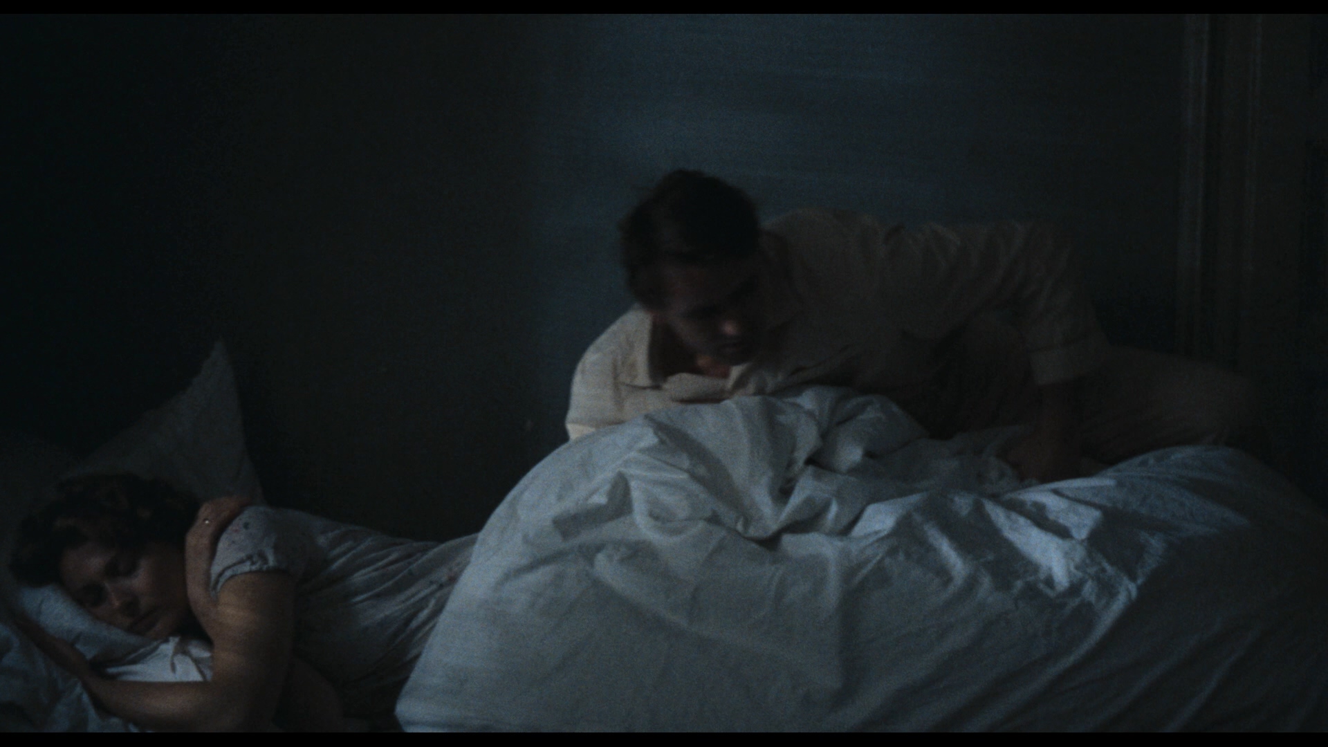 信任剧照的剧照