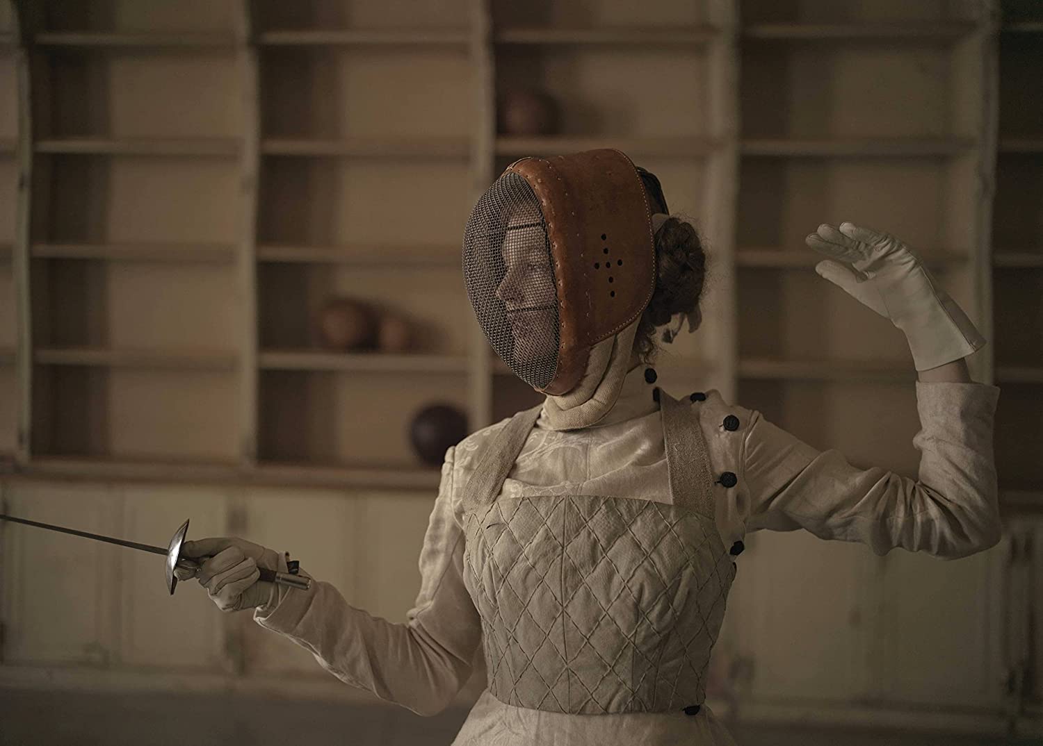 束胸剧照的剧照