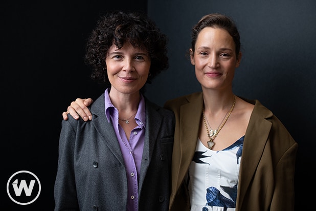 束胸剧照的剧照