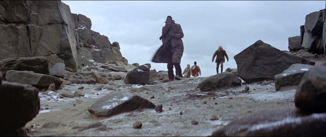 贝尔斯通之狐剧照的剧照