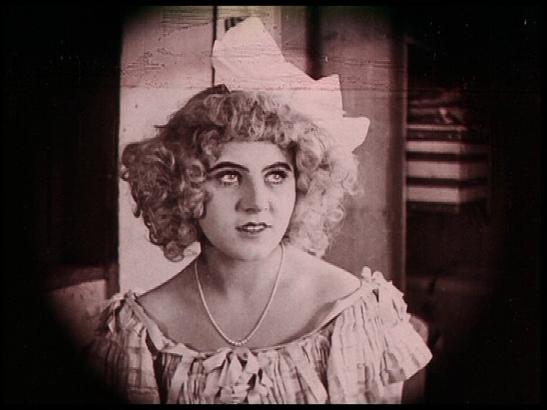 真人玩偶剧照的剧照