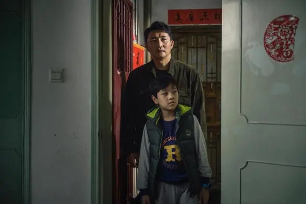 因爱而伟大剧照的剧照