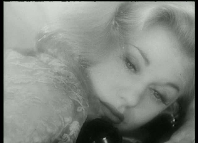 活泼的小姐剧照的剧照