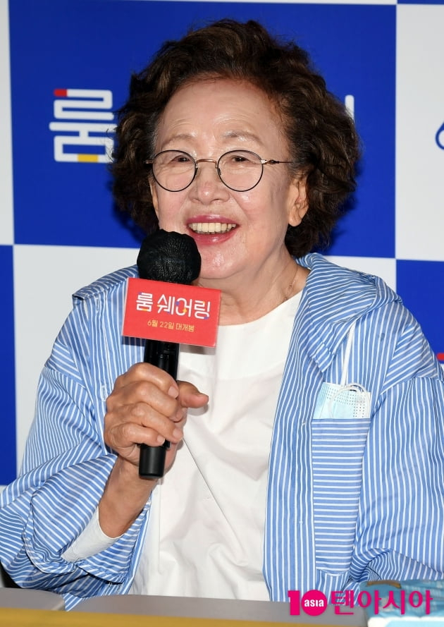 跨代同居剧照的剧照