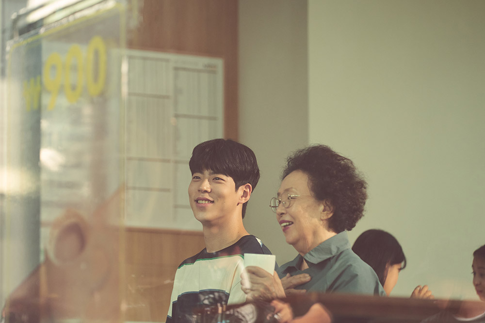 跨代同居剧照的剧照